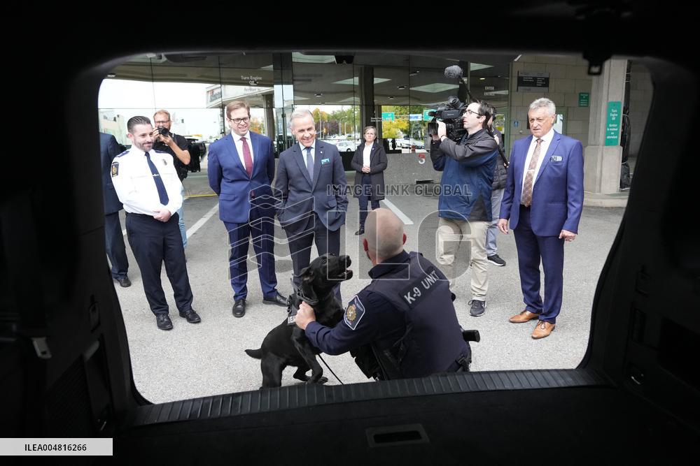 PM Mark Carney At Rainbow Bridge Border Crossing - Niagara Falls