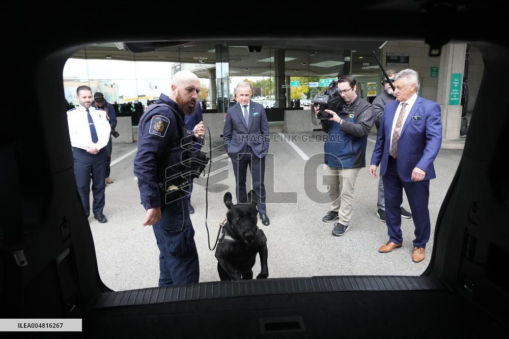 PM Mark Carney At Rainbow Bridge Border Crossing - Niagara Falls