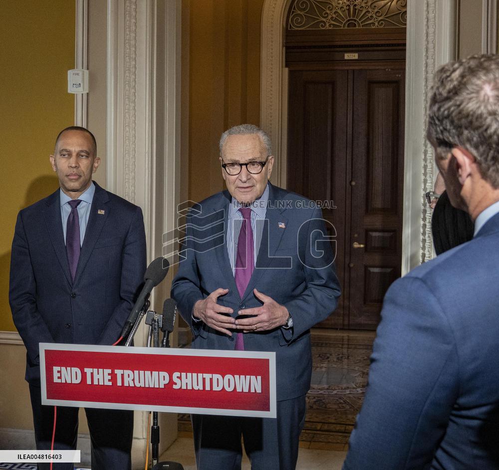 Schumer and Jeffries Press Conference on the Government Shutdown