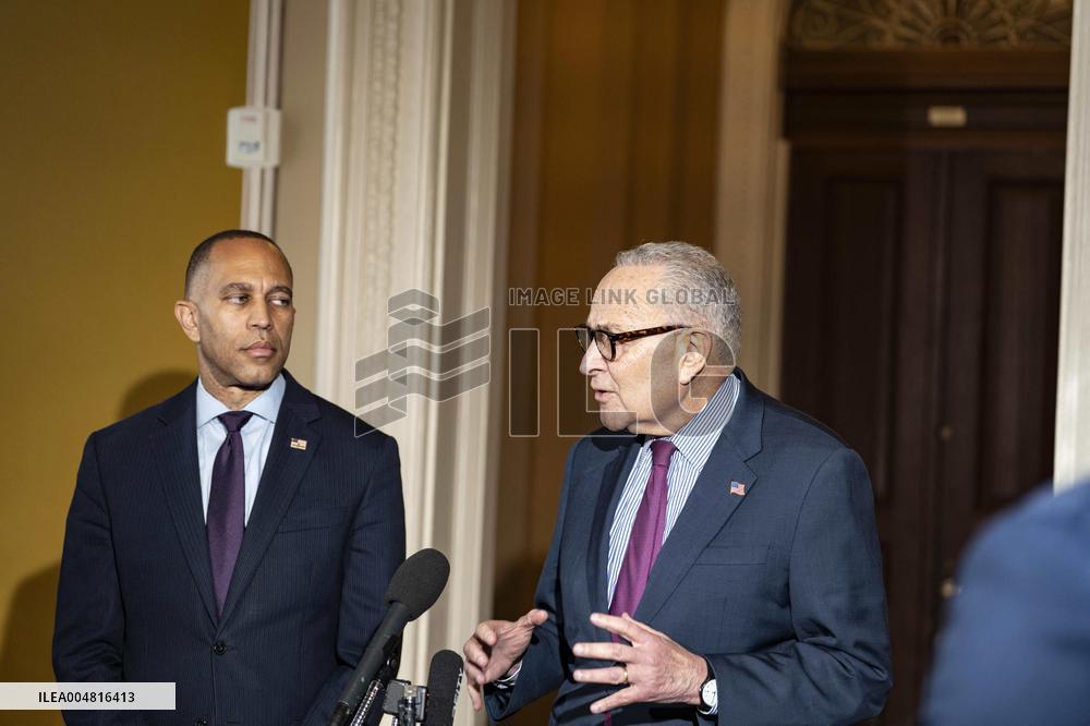 Schumer and Jeffries Press Conference on the Government Shutdown