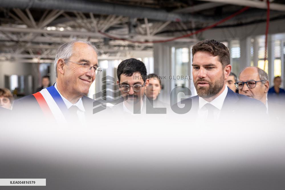 Vincent Jeanbrun visits sensitive HLM neighborhoods - Around Melun AJ