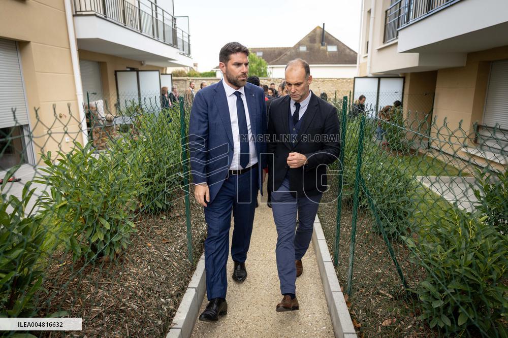 Vincent Jeanbrun visits sensitive HLM neighborhoods - Around Melun AJ