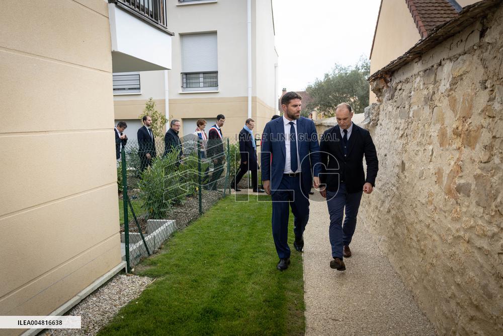 Vincent Jeanbrun visits sensitive HLM neighborhoods - Around Melun AJ