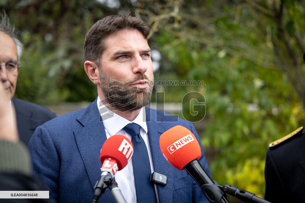 Vincent Jeanbrun visits sensitive HLM neighborhoods - Around Melun AJ