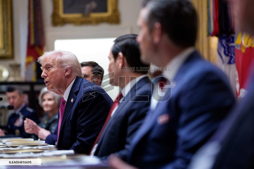 DC: President Trump hosts Bilateral Lunch with the President of Ukraine