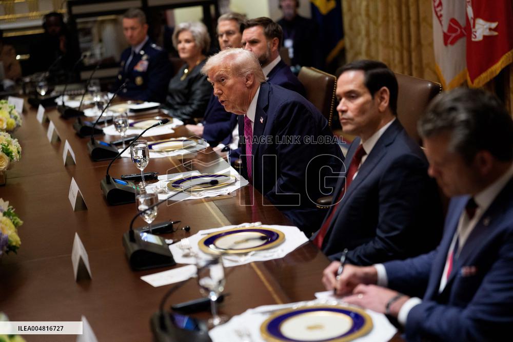 DC: President Trump hosts Bilateral Lunch with the President of Ukraine