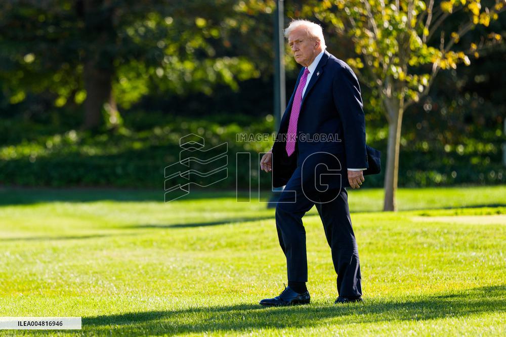 DC: President Trump Departs White House for Florida