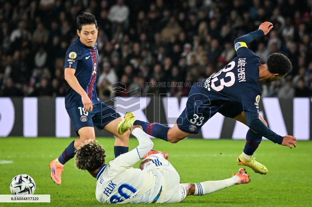 Ligue 1 PSG vs RC Strasbourg Alsace - FA