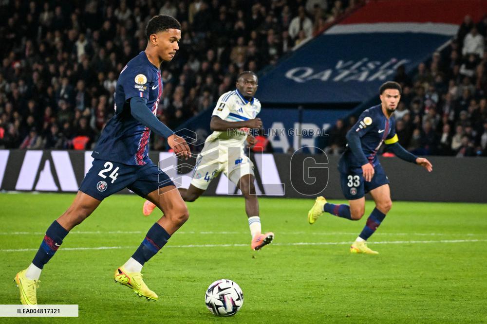 Ligue 1 PSG vs RC Strasbourg Alsace - FA