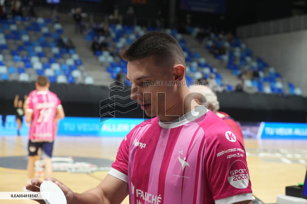 French Champ - Cesson Rennes v Usam Nîmes Gard