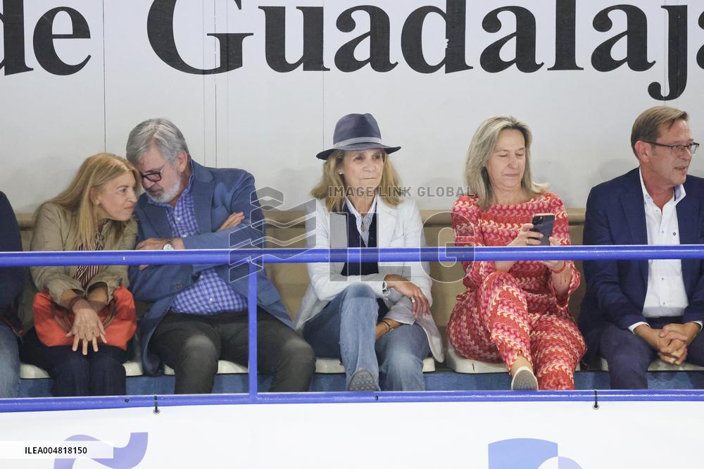 Elena de Borbon And Miguel Urdangarin Attend Asobal League - Guadalajara