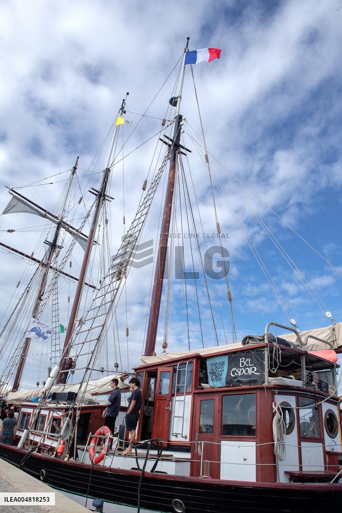 Pope Leo XIV Visits The Med 25 Bel Espoir Peace Training Ship - Italy