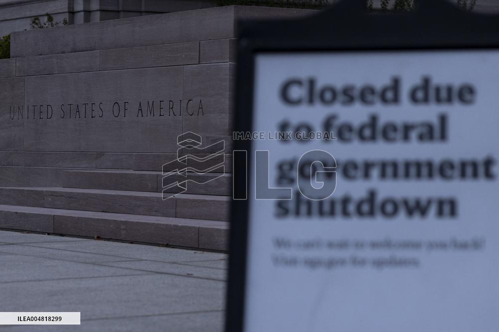 Illustration - US Government Shutdown - Day 18 - DC