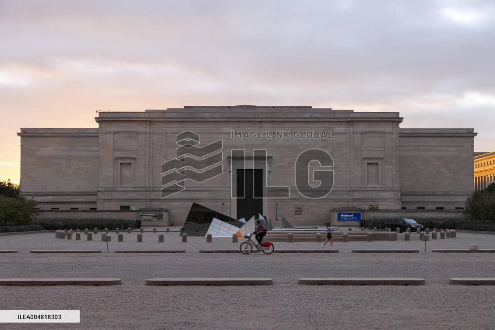 Illustration - US Government Shutdown - Day 18 - DC