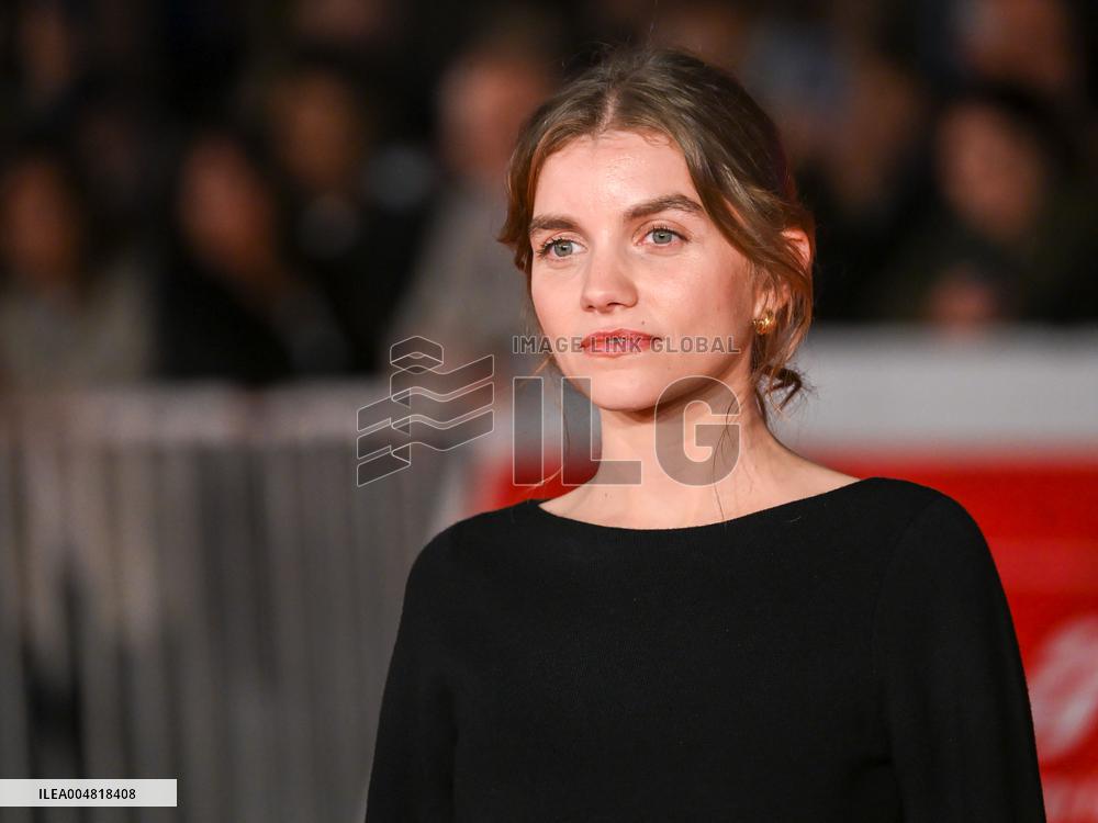 RFF - Cinque Secondi Red Carpet - Rome