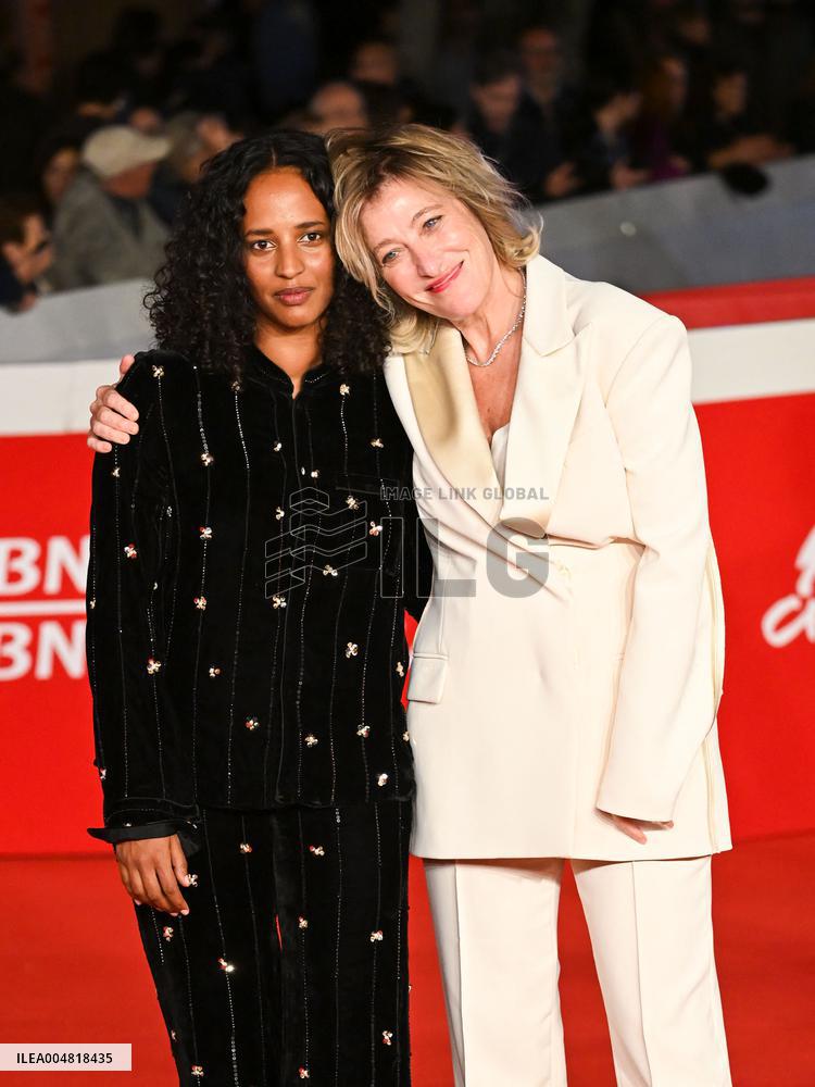 RFF - Cinque Secondi Red Carpet - Rome