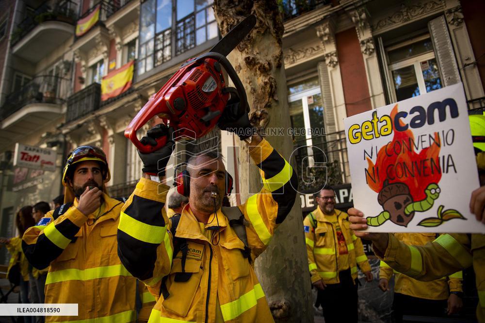 Demonstration of Forest Firefighters - Madrid