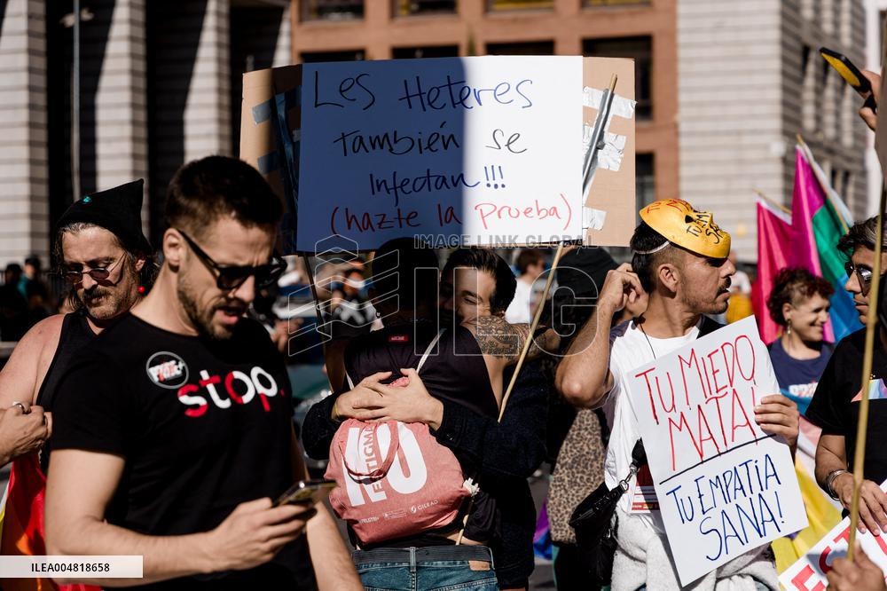 Fourth Positive March organized by Pride Positivo - Madrid