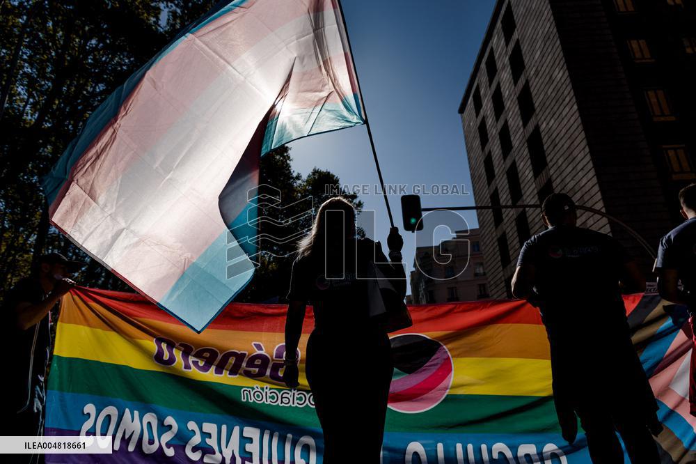 Fourth Positive March organized by Pride Positivo - Madrid