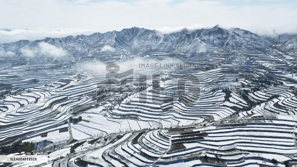 Autumn Scenery Tourism - Chin