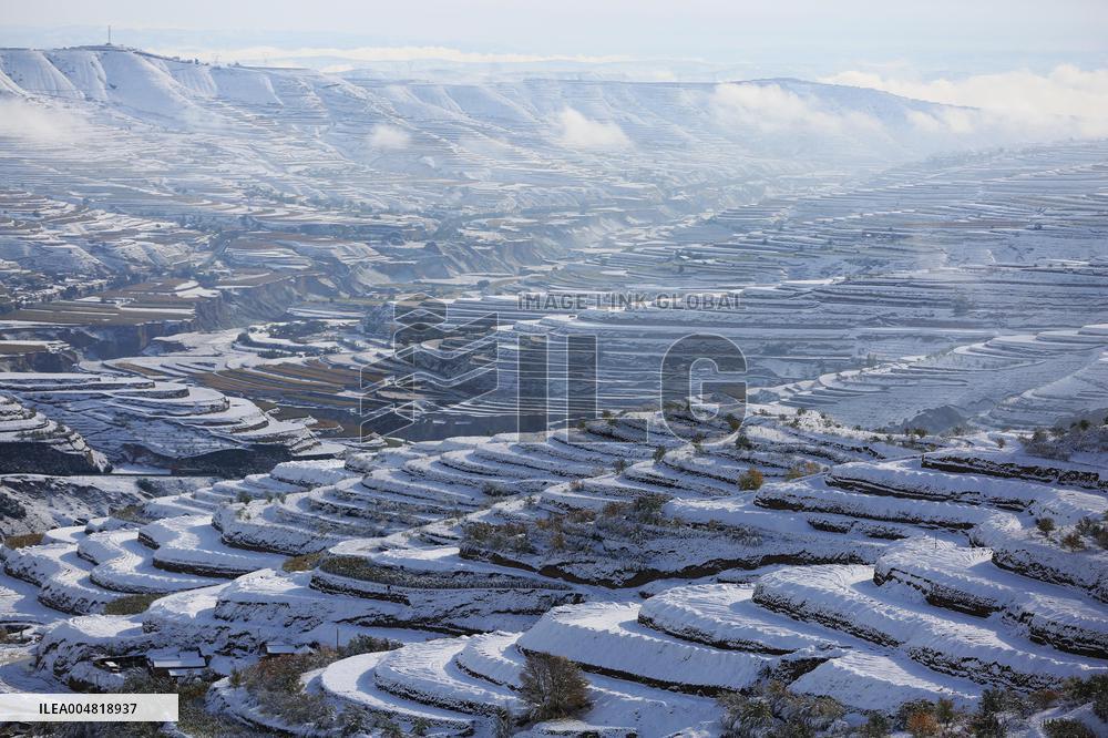 Autumn Scenery Tourism - Chin