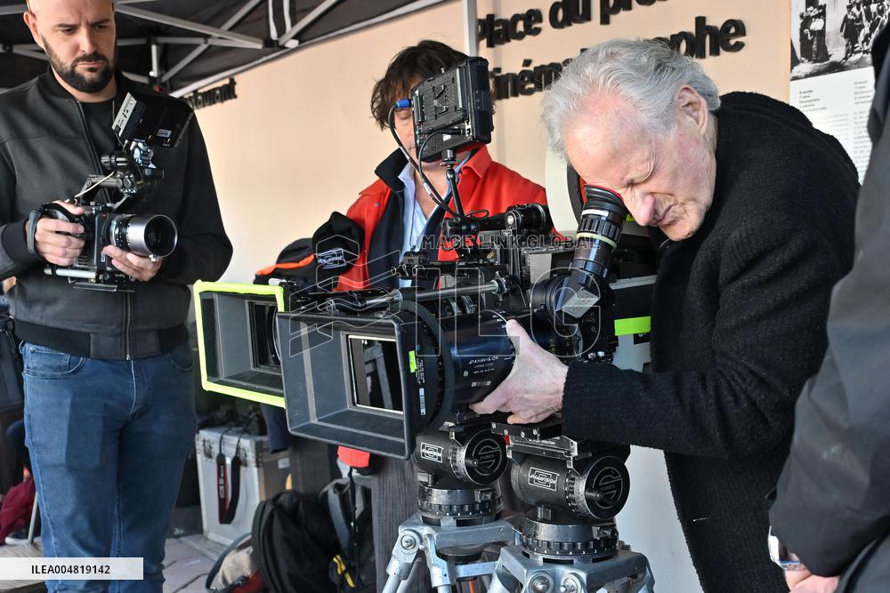 17th Lumiere Film Festival Sortie D Usines Lumiere Reenactment