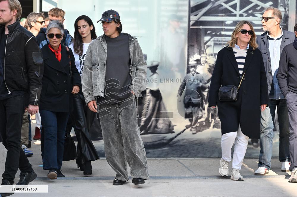 17th Lumiere Film Festival Sortie D Usines Lumiere Reenactment