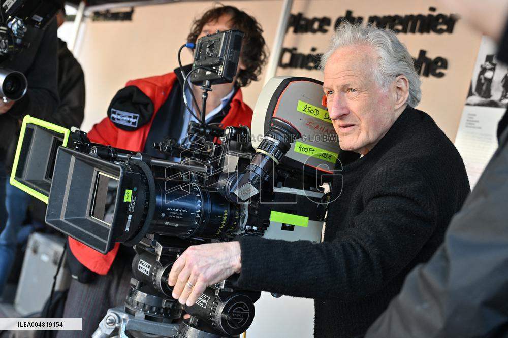 17th Lumiere Film Festival Sortie D Usines Lumiere Reenactment