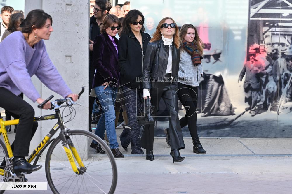 17th Lumiere Film Festival Sortie D Usines Lumiere Reenactment