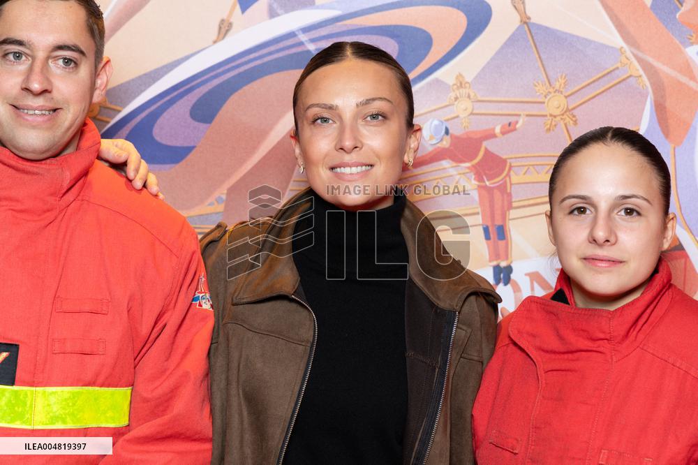 Tempo New Cirque D Hiver Bouglione - Paris