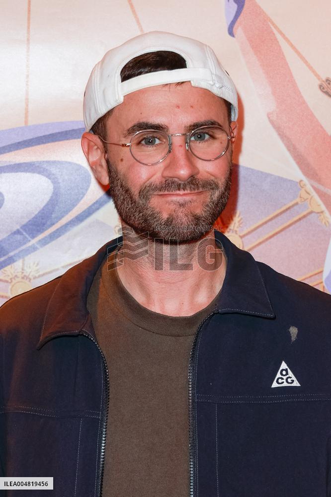 Tempo New Cirque D Hiver Bouglione - Paris