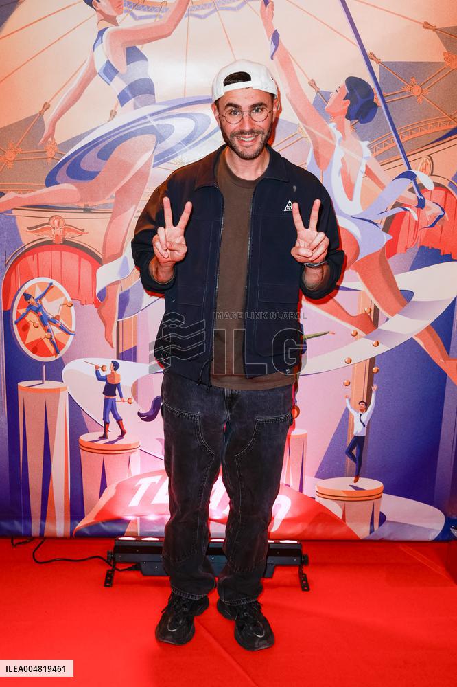 Tempo New Cirque D Hiver Bouglione - Paris