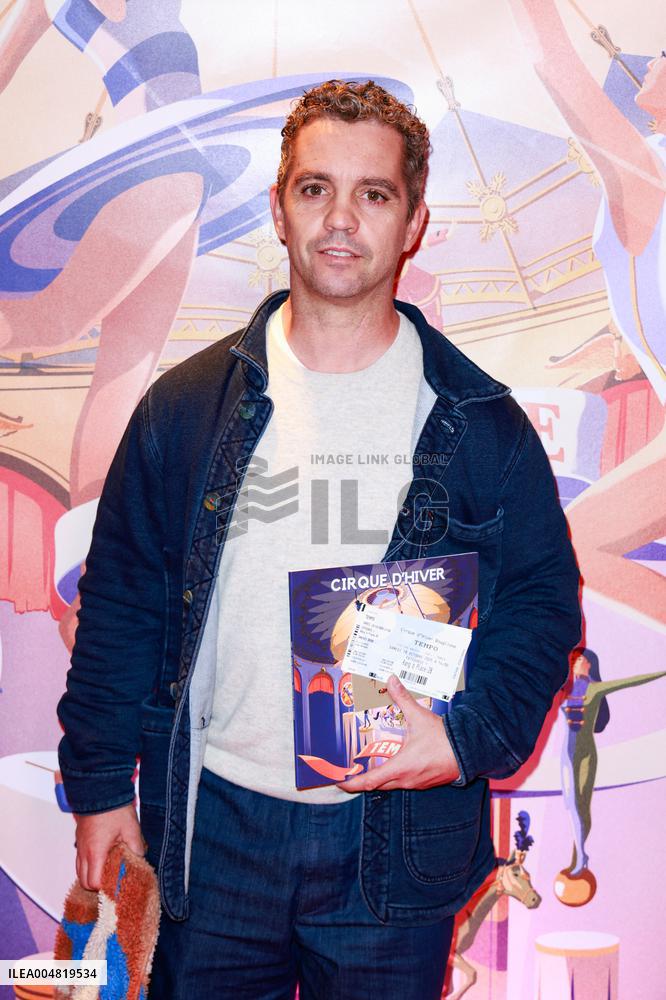 Tempo New Cirque D Hiver Bouglione - Paris