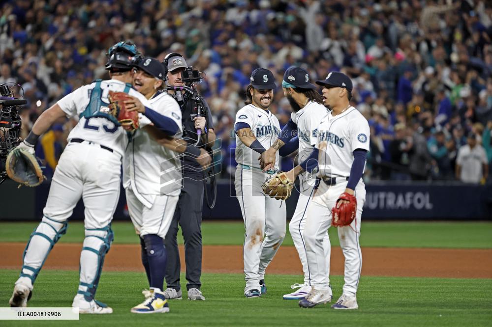 Baseball: AL Championship Series between Blue Jays and Mariners