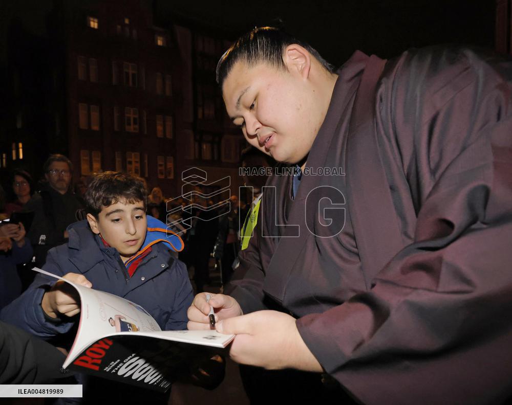 Sumo: London tournament