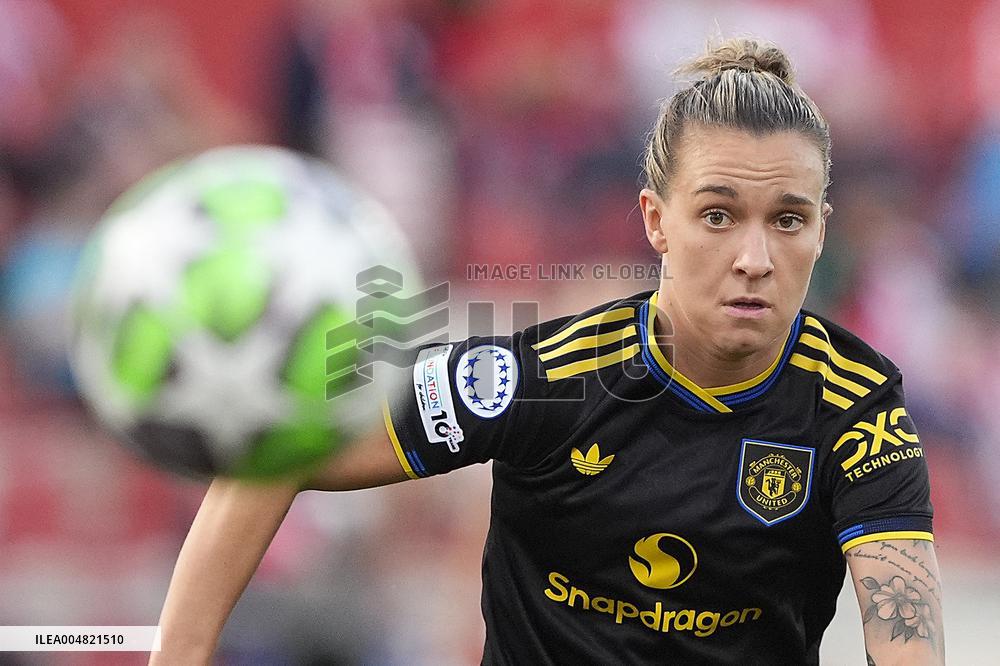 UEFA Women's Champions League - Atletico De Madrid v Manchester United