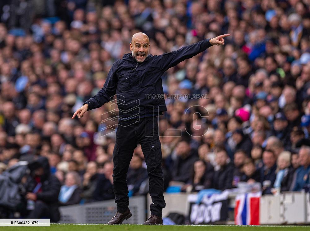 Premier League - Manchester City v Everton
