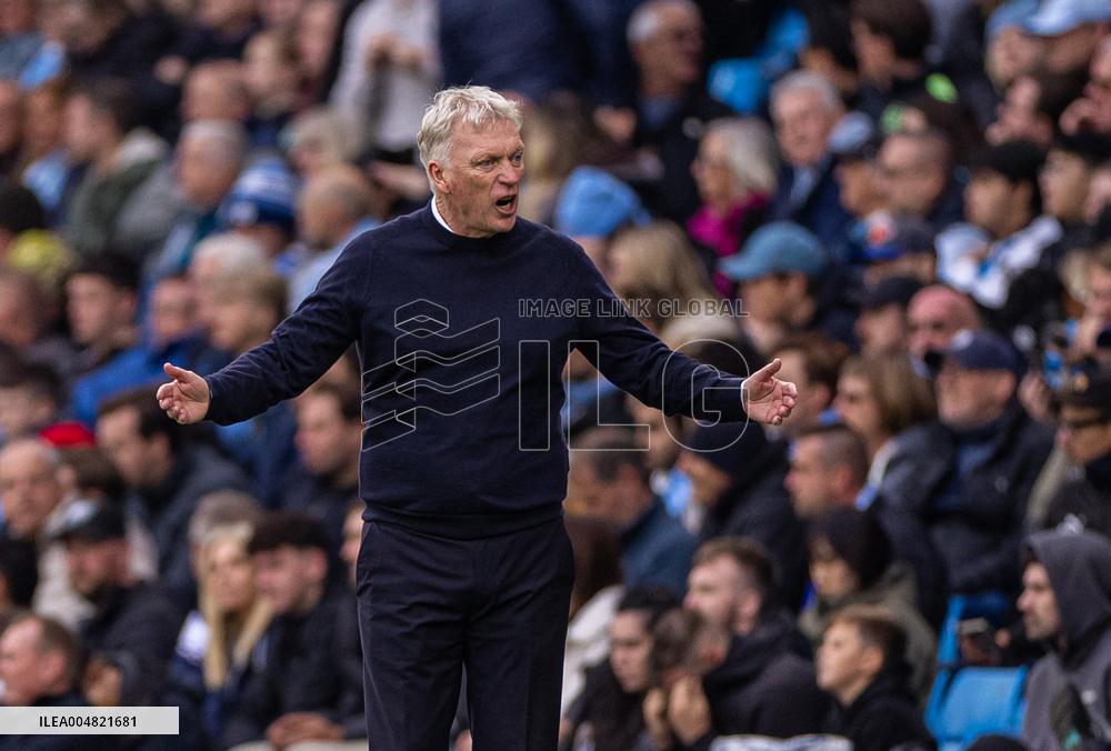 Premier League - Manchester City v Everton