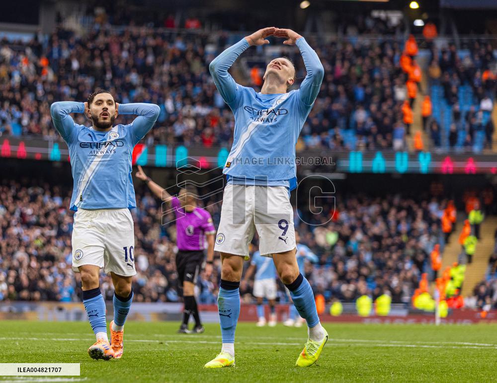 Premier League - Manchester City v Everton