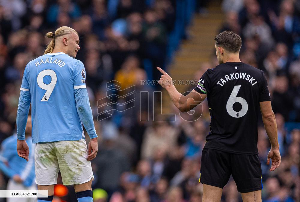 Premier League - Manchester City v Everton