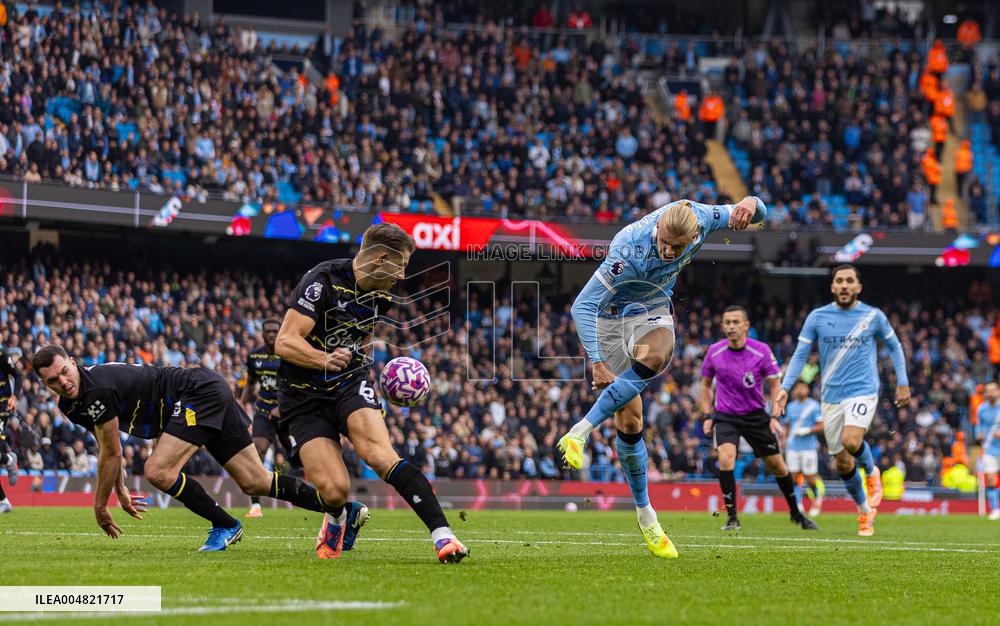 Premier League - Manchester City v Everton