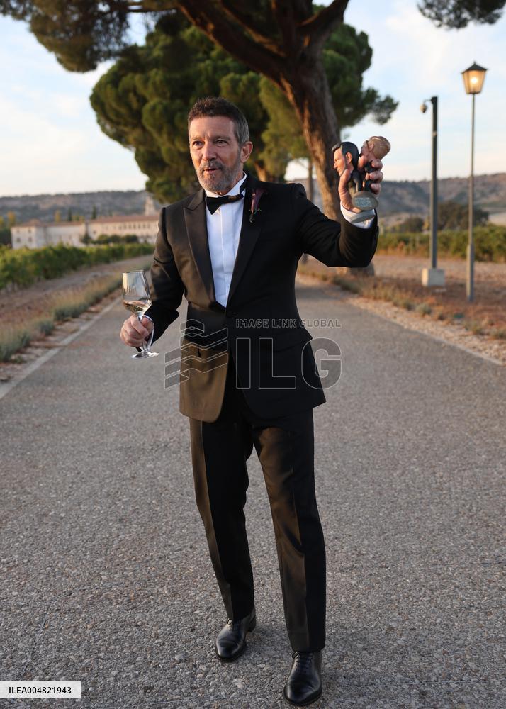 Antonio Banderas Toasts With The Press After The Wedding Of His Daughter - Spain