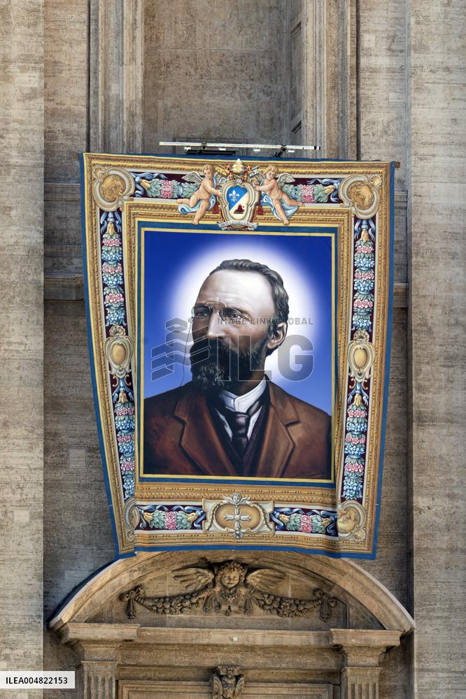 Official Portraits Of The Seven New Saints - Vatican