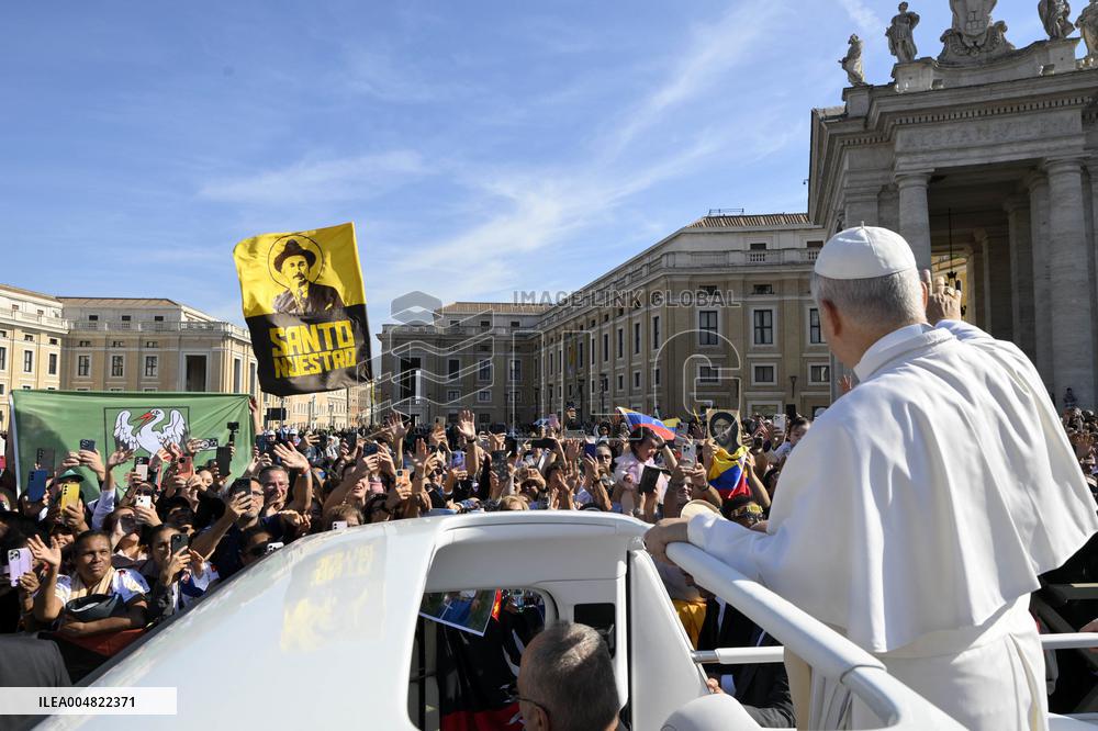 Pope Leo XIV Leads Mass For The Canonization Of 7 New Saints - Vatican