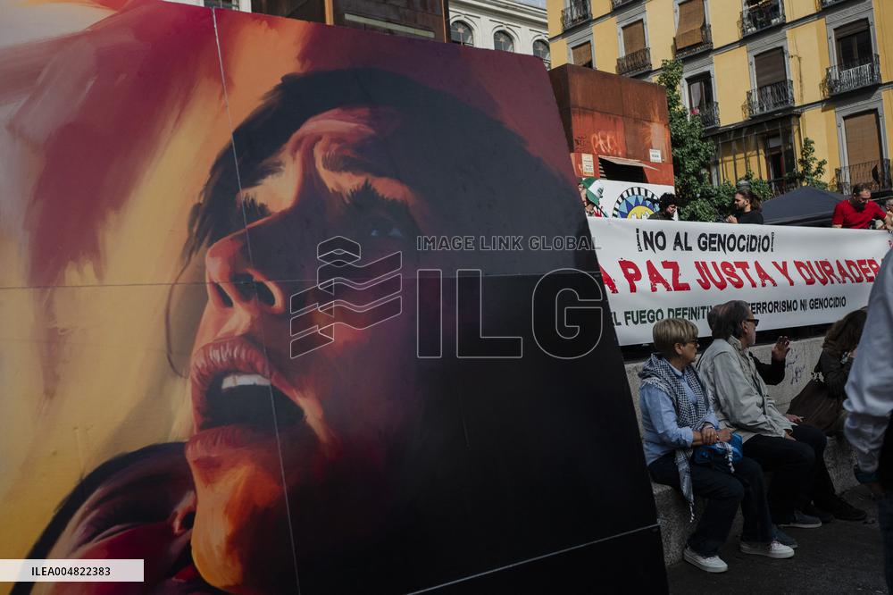 Demonstration For a Just Peace - Madrid