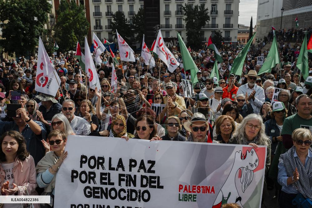 Demonstration For a Just Peace - Madrid