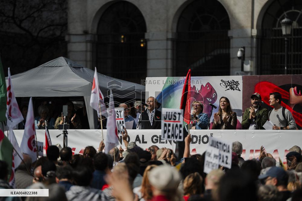 Demonstration For a Just Peace - Madrid