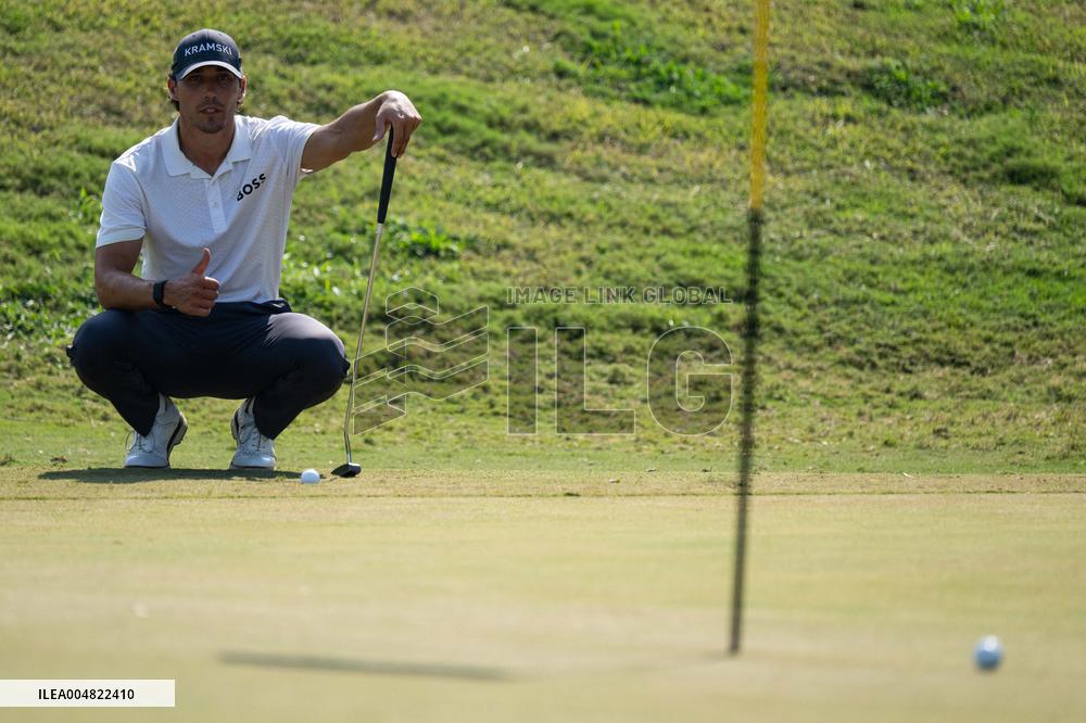Macao Open Golf Tournament Begins - Chin