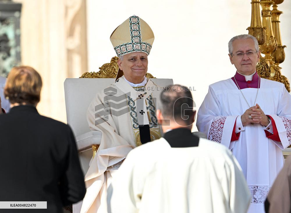 Pope Leo XIV Leads Mass For The Canonization Of 7 New Saints - Vatican