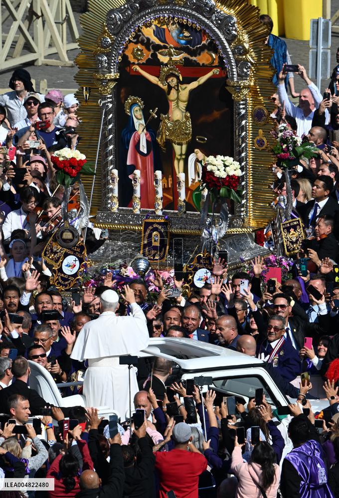 Pope Leo XIV Leads Mass For The Canonization Of 7 New Saints - Vatican